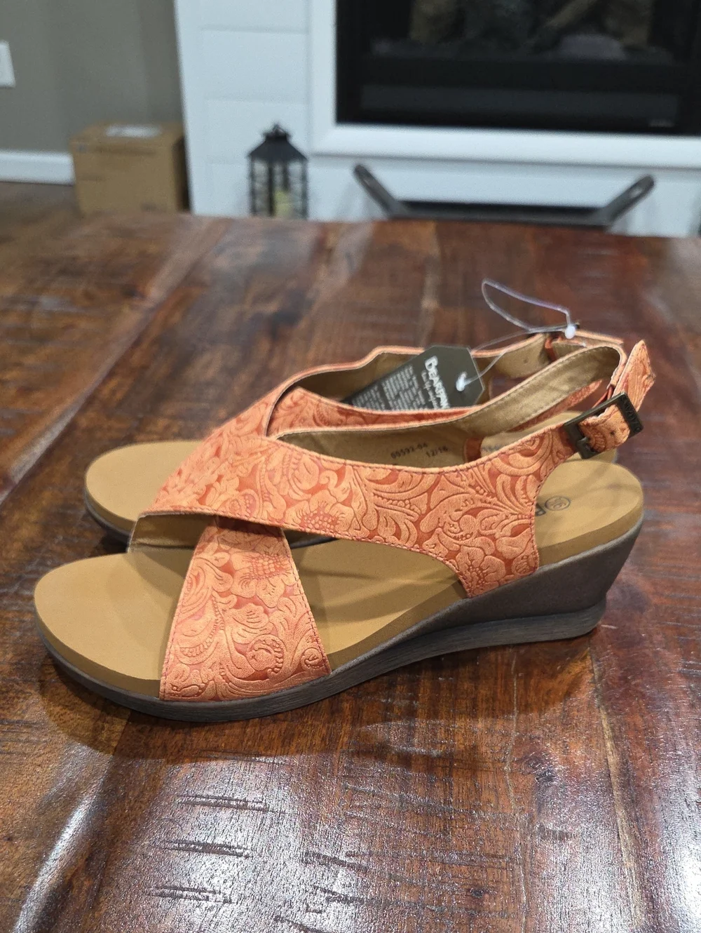 Bearpaw Wedge Sandals NWT